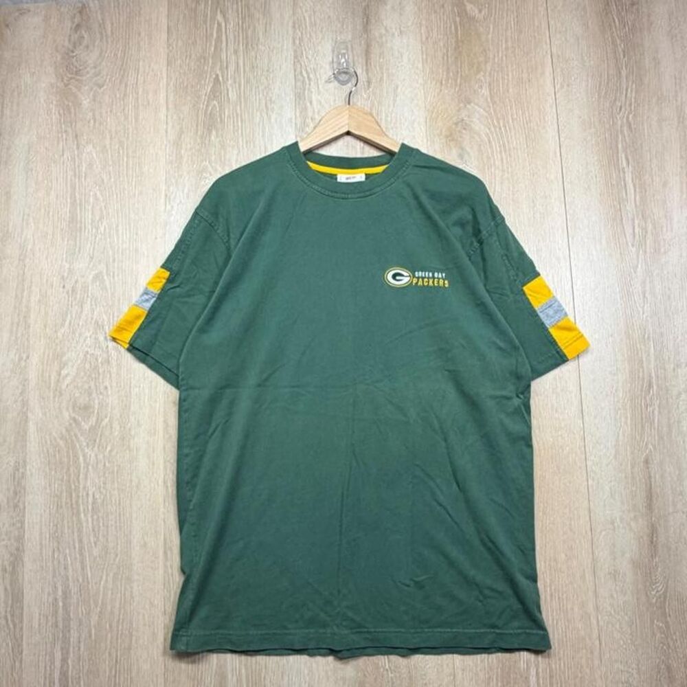 Nfl Men's Green T-shirt